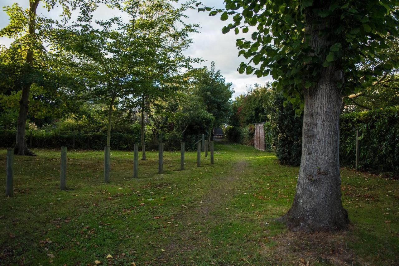 Les Charmes Du Bosquet Parc D'Amour Et Nature Parking Prive Securise Étretat Exteriör bild